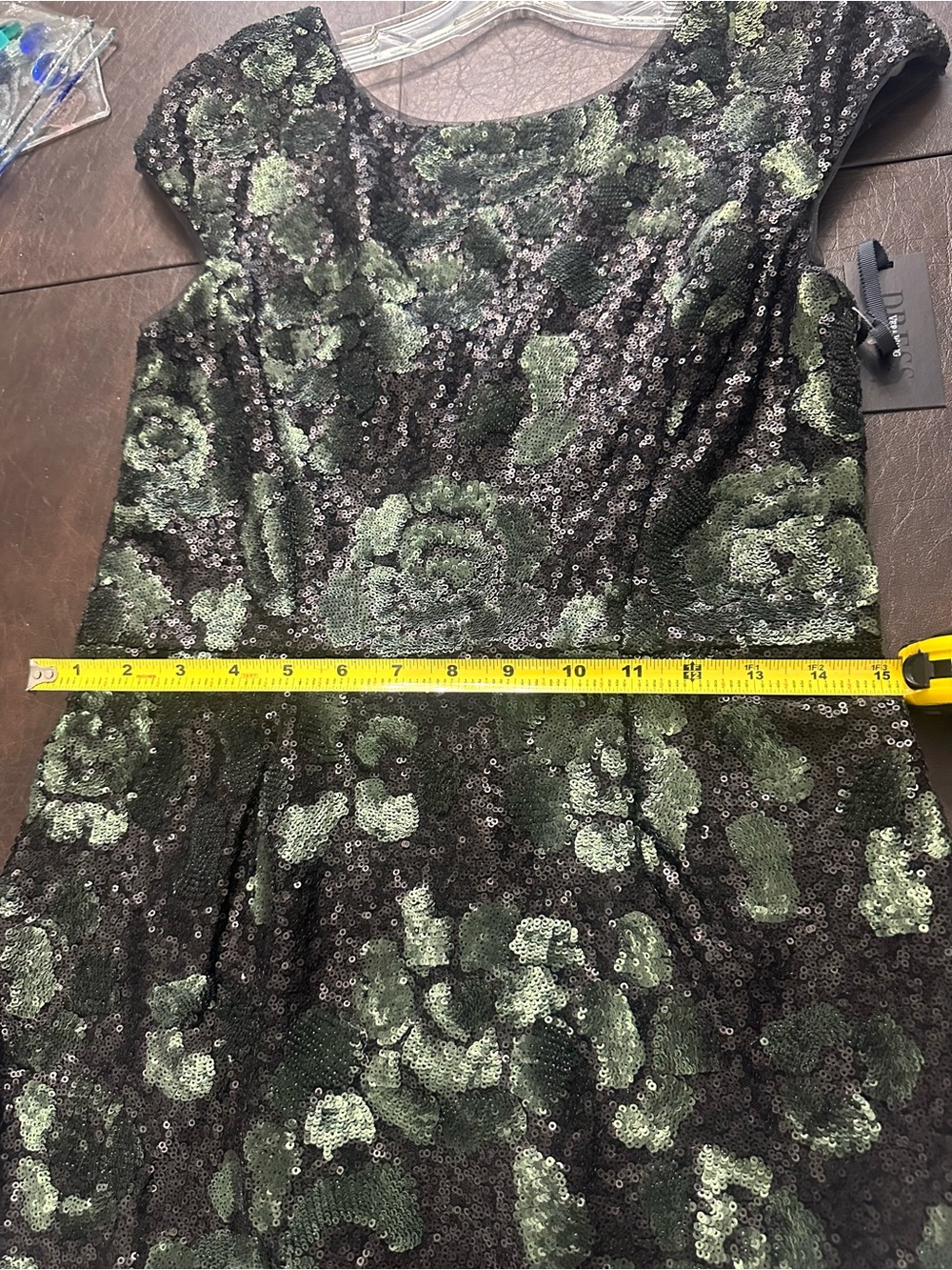 VERA WANG Black and Green Sequin Floral Midi Dress Sz 8 NWT - Picture 12 of 13